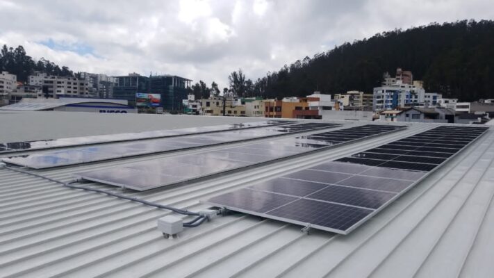 Instalación de Sistema On-Grid en Sector Comercial, Sistema On Grid Energy Power Paneles